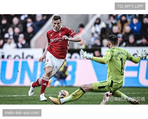 纽卡斯尔4-0大胜伯恩利，伊萨克完成帽子戏法